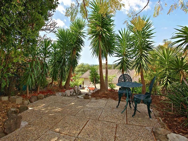 51 Paramount Terrace, Seven Hills QLD 4170