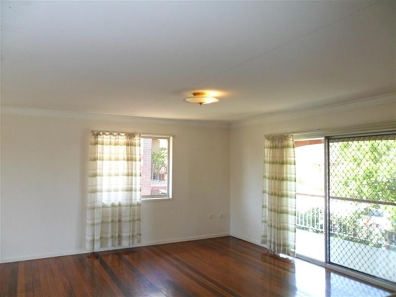 32 Copenhagen Street, Wishart QLD 4122