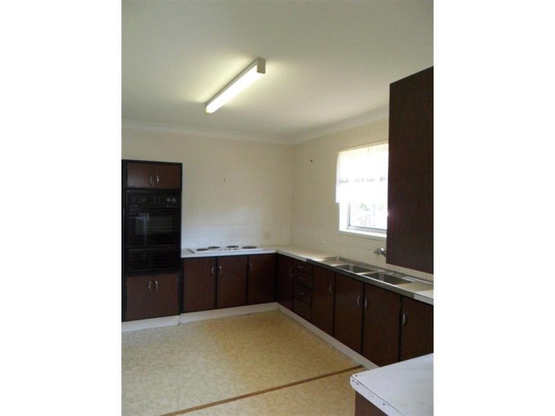 32 Copenhagen Street, Wishart QLD 4122