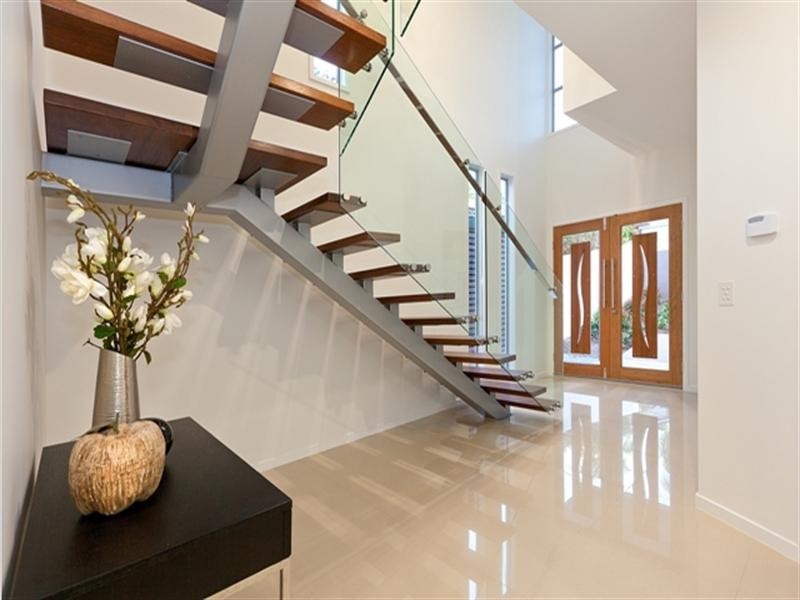 11 Rowsley Street, Greenslopes QLD 4120