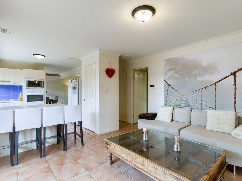 59 Eversholt Street, Belmont QLD 4153