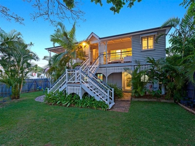 44 Shrapnel Road, Cannon Hill QLD 4170