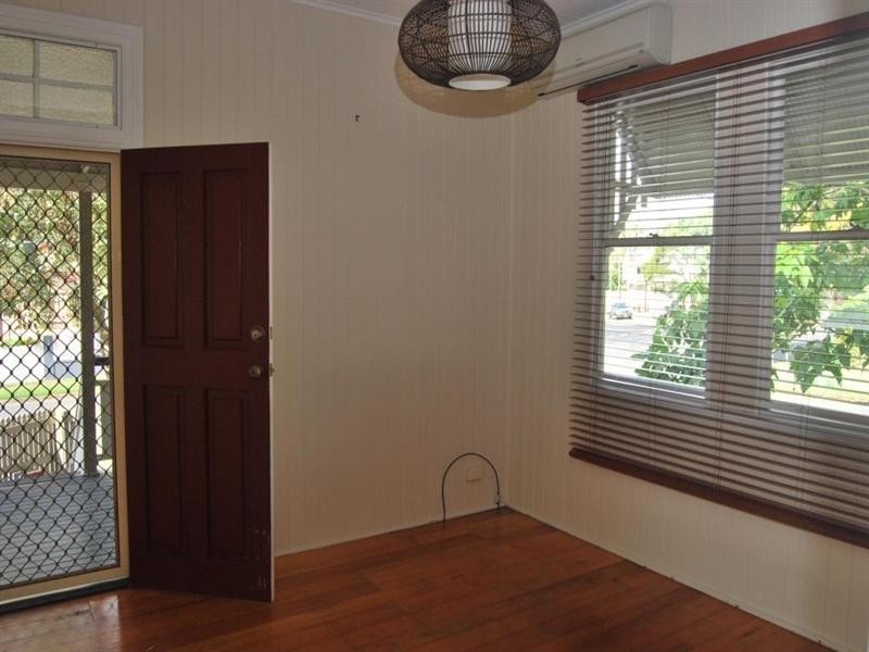 396 Bennetts Road, Norman Park QLD 4170