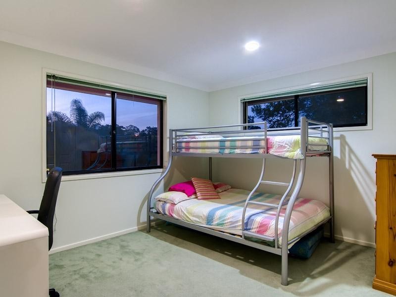 14 Obsidian Street, Camp Hill QLD 4152