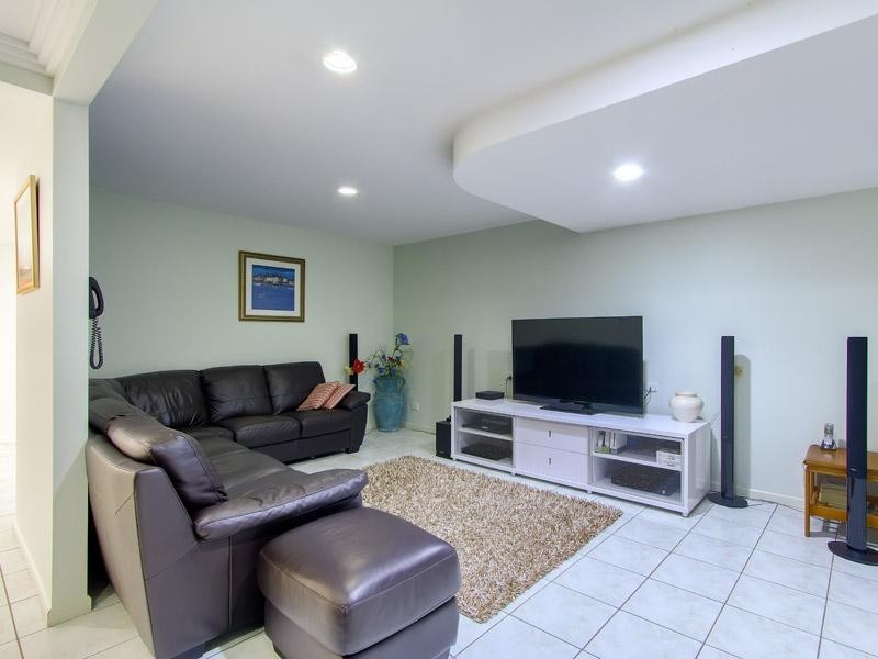 14 Obsidian Street, Camp Hill QLD 4152