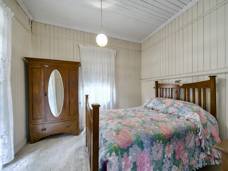 129 Richmond Road, Morningside QLD 4170