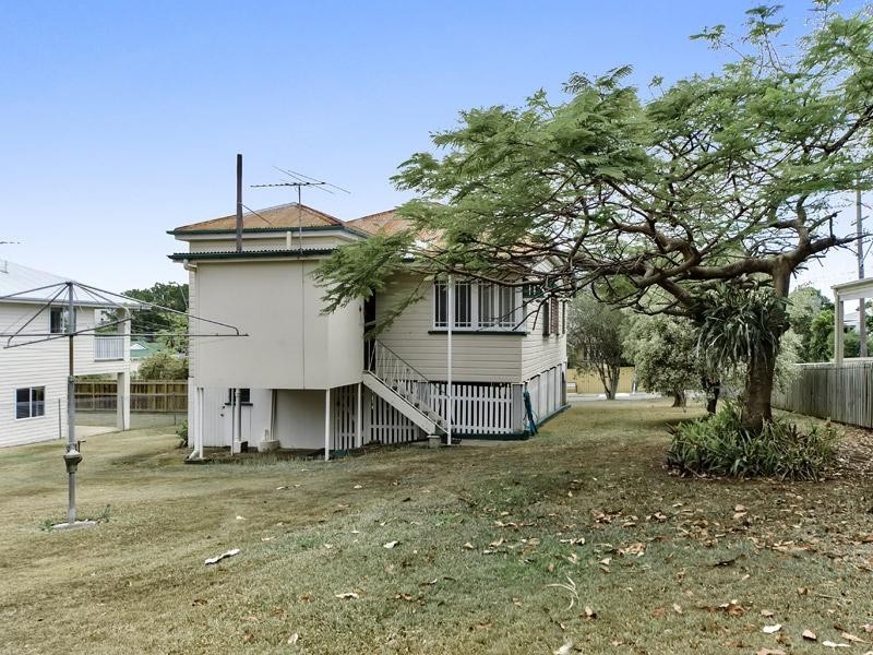 129 Richmond Road, Morningside QLD 4170