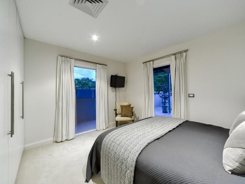 59 Withington Street, East Brisbane QLD 4169