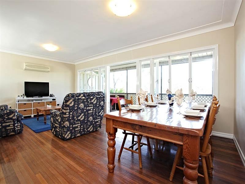 10 Waller Street, Mount Gravatt QLD 4122