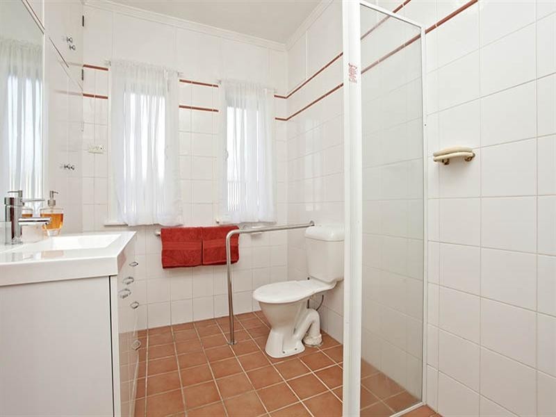 10 Waller Street, Mount Gravatt QLD 4122