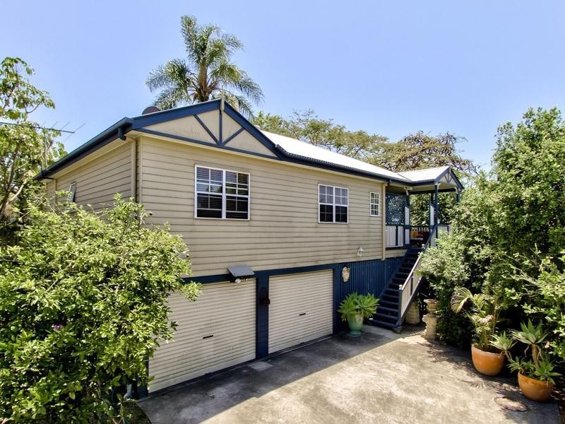 65 Coventry Street, Hawthorne QLD 4171