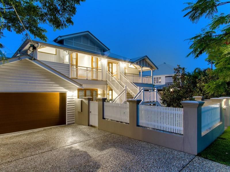 36 Harris Street, Hawthorne QLD 4171