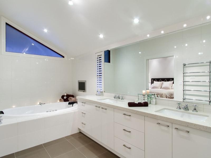 36 Harris Street, Hawthorne QLD 4171