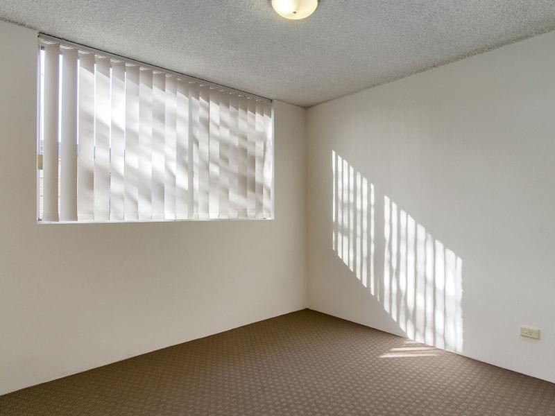 2/55 Burrai Street, Morningside QLD 4170