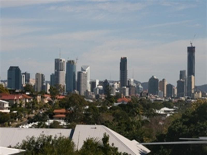 9 Ryan Avenue, Balmoral QLD 4171