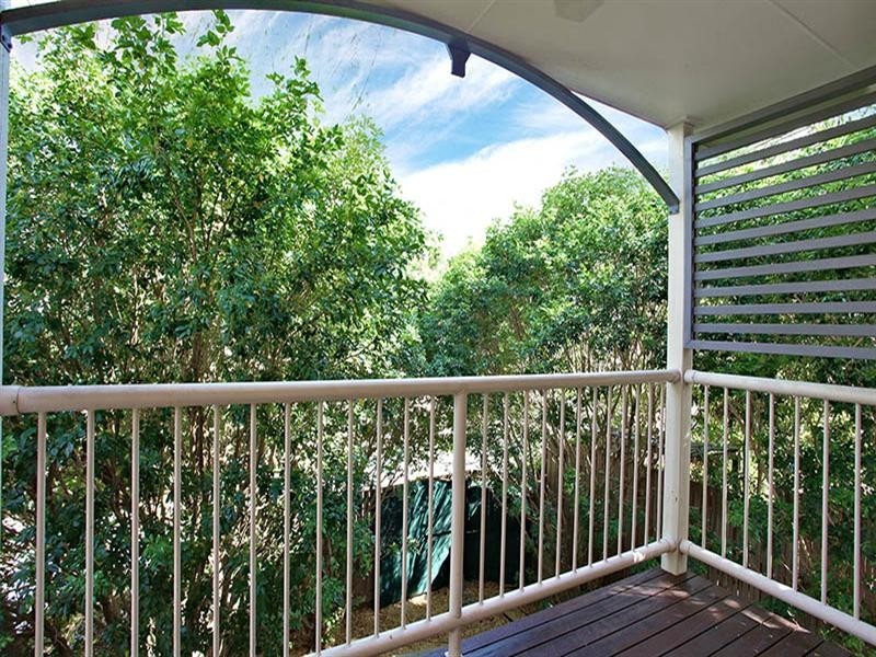 4/62-70 Douglas Street, Greenslopes QLD 4120