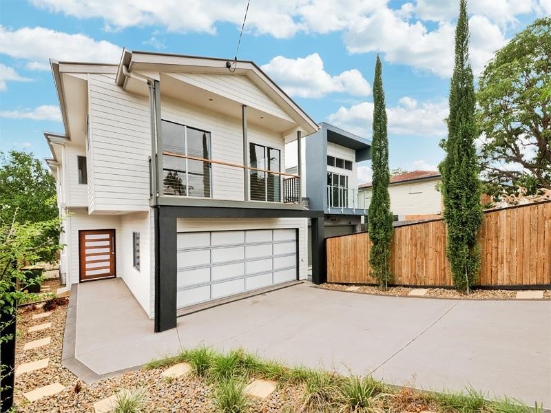24 Viminal Hill Crescent, Seven Hills QLD 4170