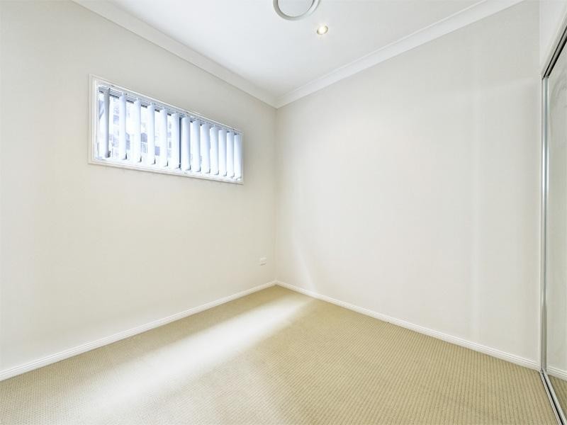 24 Viminal Hill Crescent, Seven Hills QLD 4170