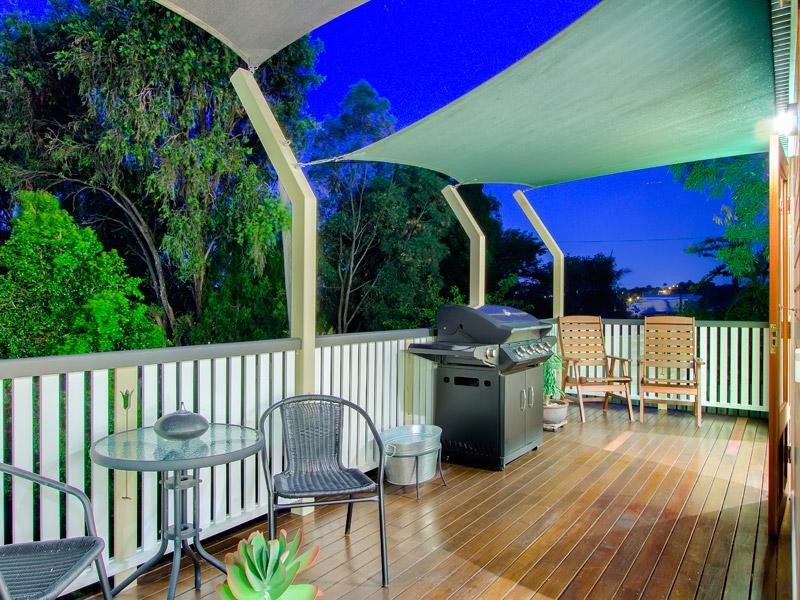 70 Elwell Street, Morningside QLD 4170
