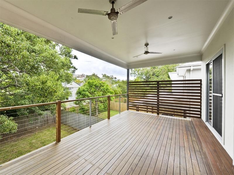 16 Cowper Street, Bulimba QLD 4171