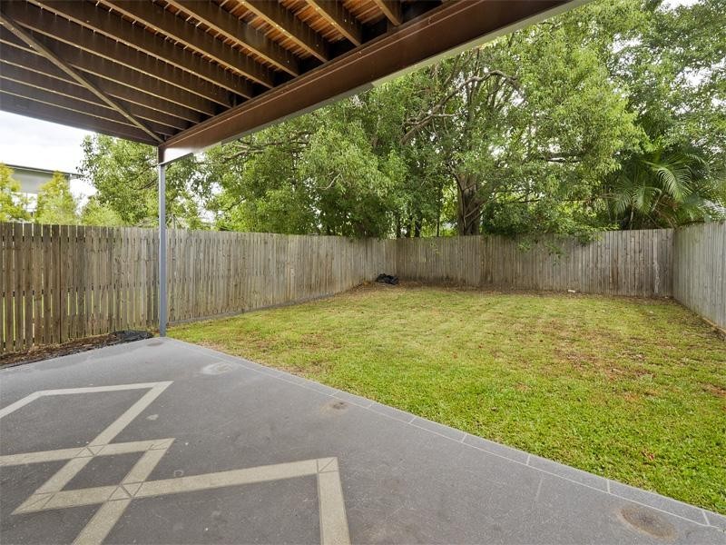 16 Cowper Street, Bulimba QLD 4171