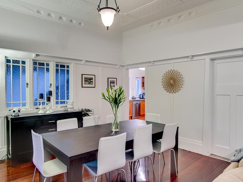 313 Riding Road, Balmoral QLD 4171