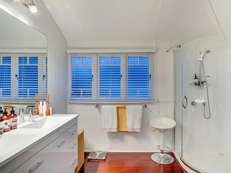 313 Riding Road, Balmoral QLD 4171