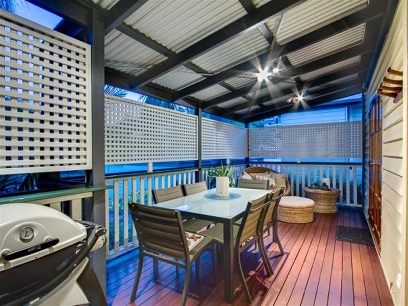 313 Riding Road, Balmoral QLD 4171