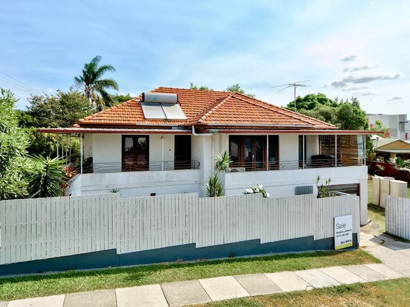 54 Junction Road, Morningside QLD 4170