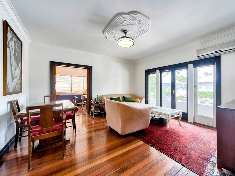 54 Junction Road, Morningside QLD 4170