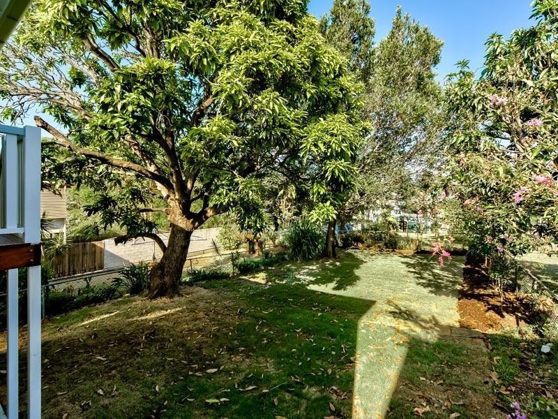 51 Burlington Street, East Brisbane QLD 4169