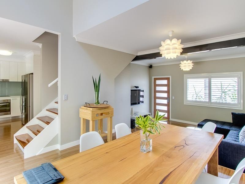 2/24 Wambool Street, Bulimba QLD 4171