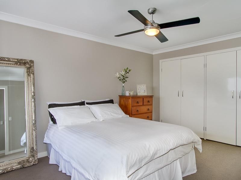 2/24 Wambool Street, Bulimba QLD 4171