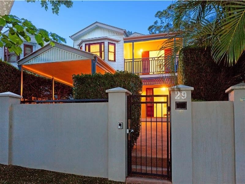 29 Stewart Street, Hawthorne QLD 4171