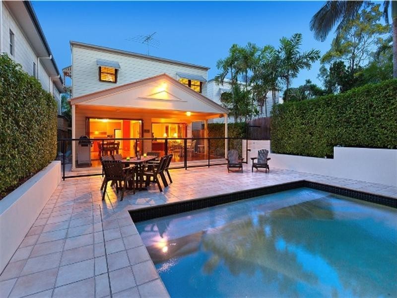 29 Stewart Street, Hawthorne QLD 4171