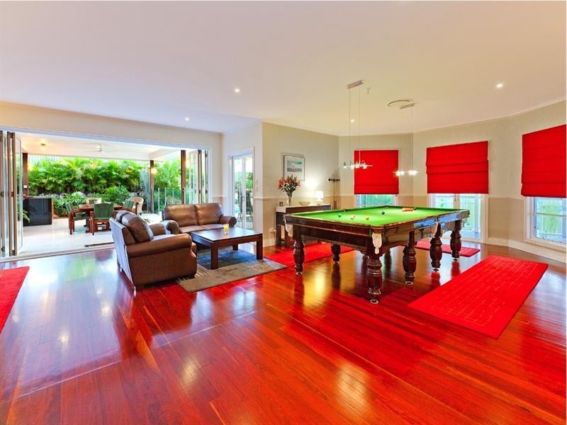 80 Lindsay Street, Hawthorne QLD 4171