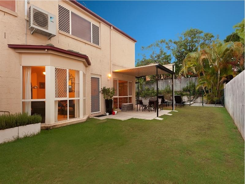 13B Algoori Street, Morningside QLD 4170