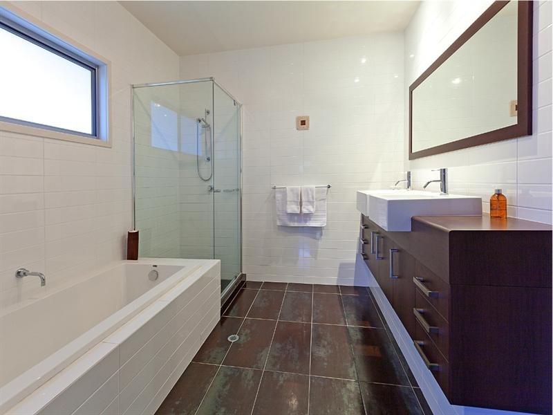 139 Shrapnel Road, Cannon Hill QLD 4170