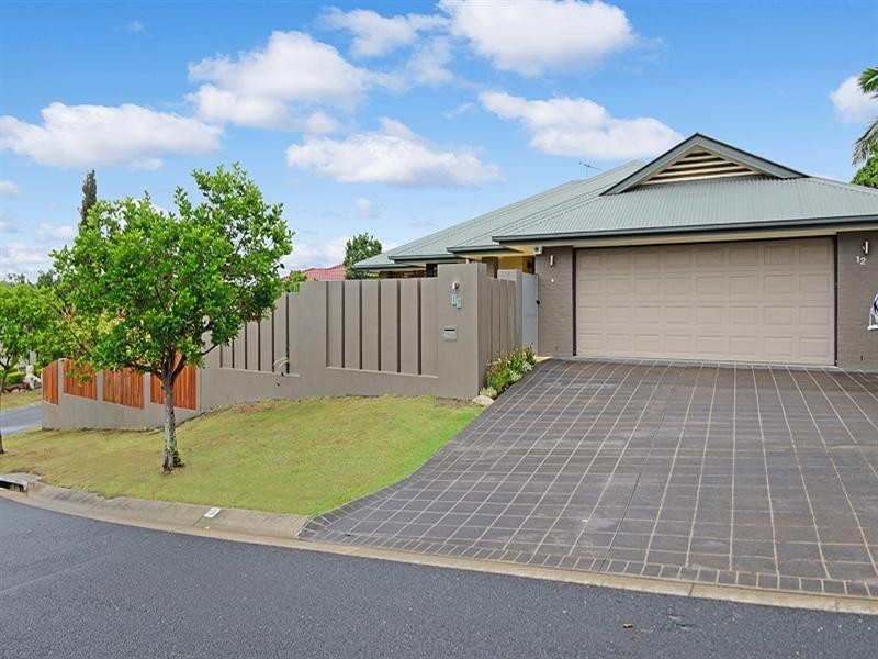 12 Van Dyck Ri, Mackenzie QLD 4156