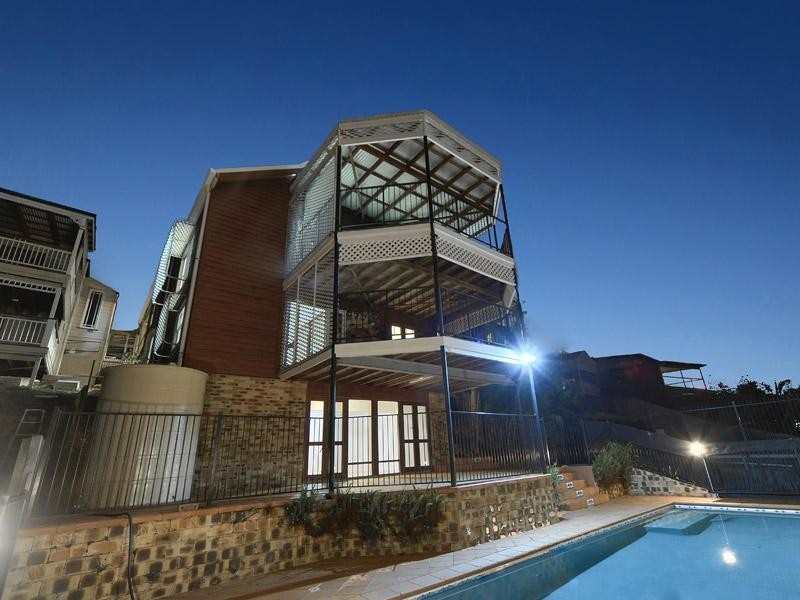 52 Upper Cairns Terrace, Red Hill QLD 4059