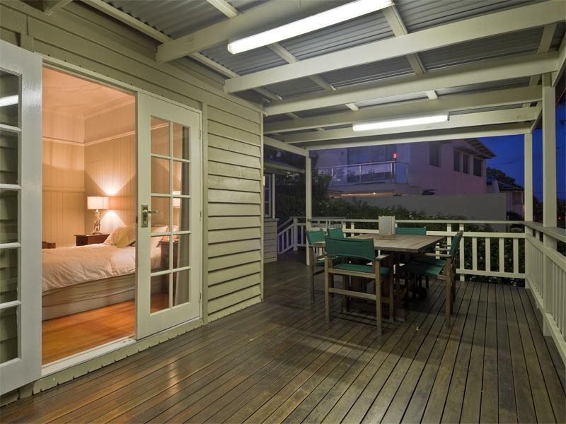 12 Cawmore Road, Hawthorne QLD 4171