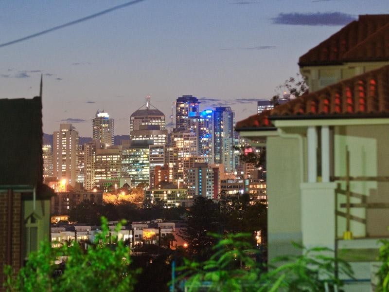 12 Cawmore Road, Hawthorne QLD 4171