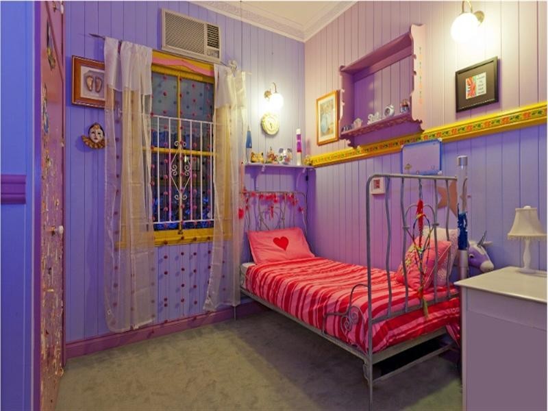 25 Power Street, Norman Park QLD 4170