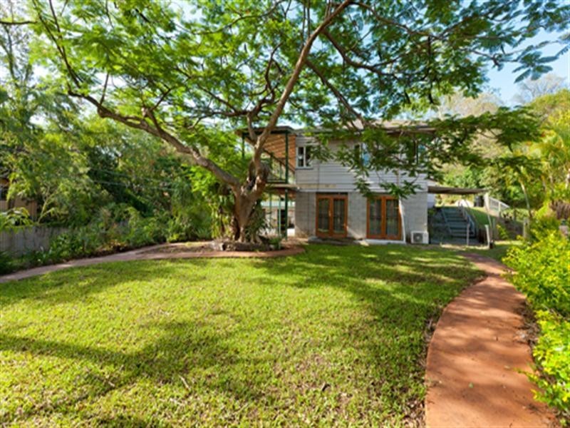 1 Isis Crescent, Seven Hills QLD 4170