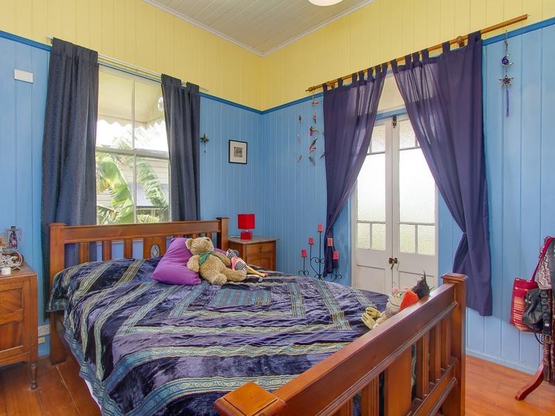 128 Agnew Street, Norman Park QLD 4170