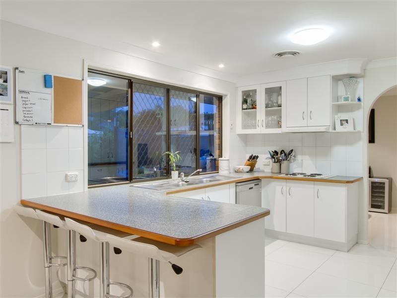 59 Sherborne Street, Carindale QLD 4152