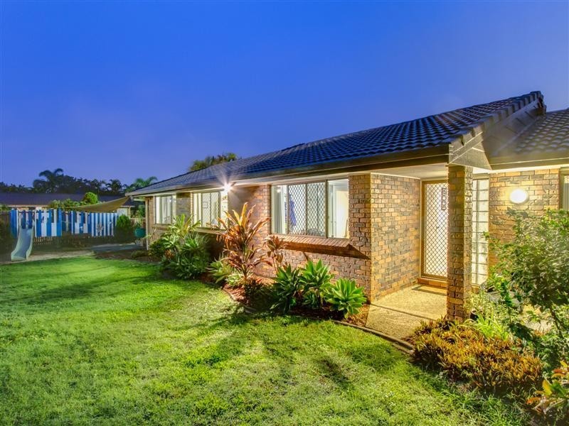 59 Sherborne Street, Carindale QLD 4152