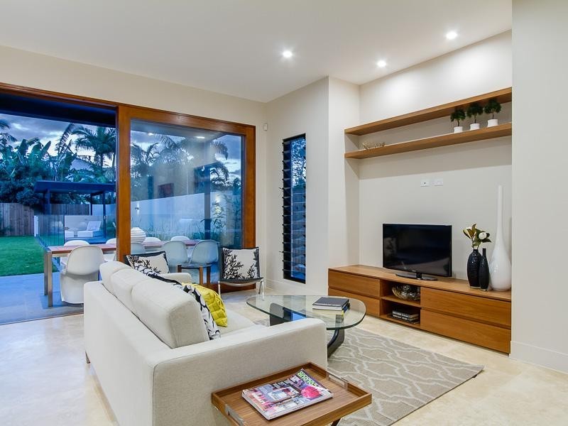 32 Princess Street, Bulimba QLD 4171