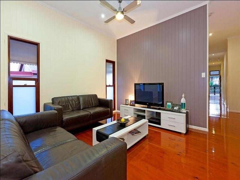 20 Withington Street, East Brisbane QLD 4169