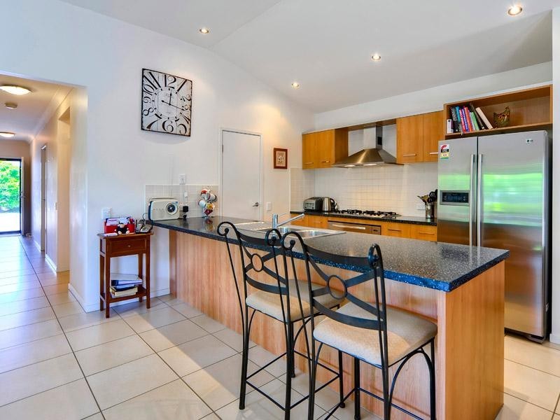 7 Celestial Court, Carina QLD 4152